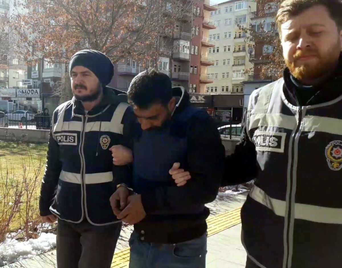 Kırşehir de aynı evde yaşadığı eski eşini öldüren sanığa, müebbet #1