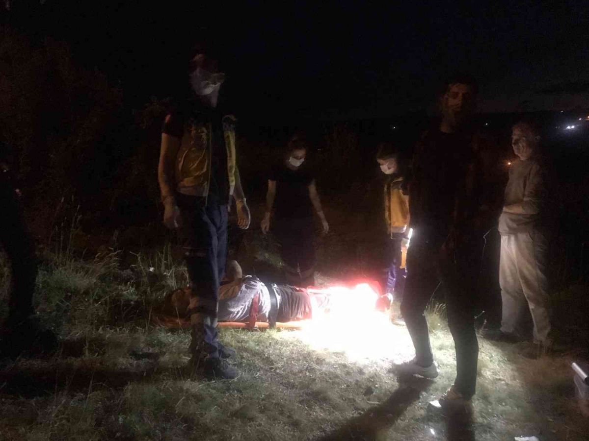 Bilecik te bir kişi alkol alırken 20 metrelik şarampole yuvarlandı #1