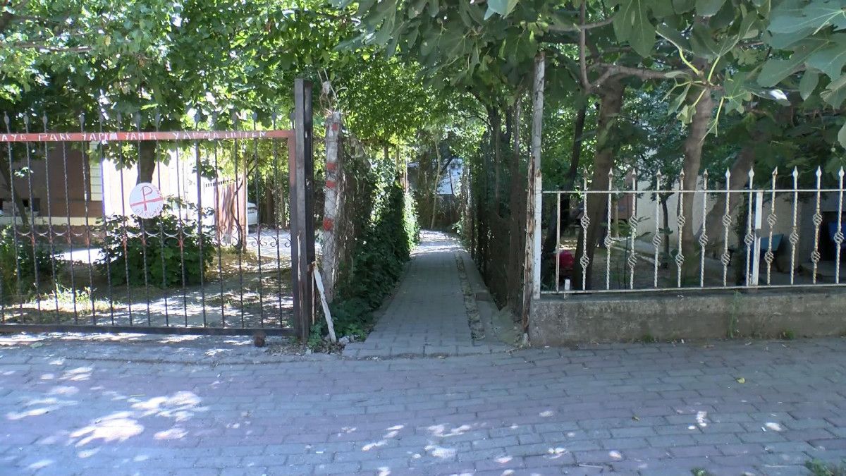 Sultangazi de takip ettiği kadını sırtından bıçakladı  #1