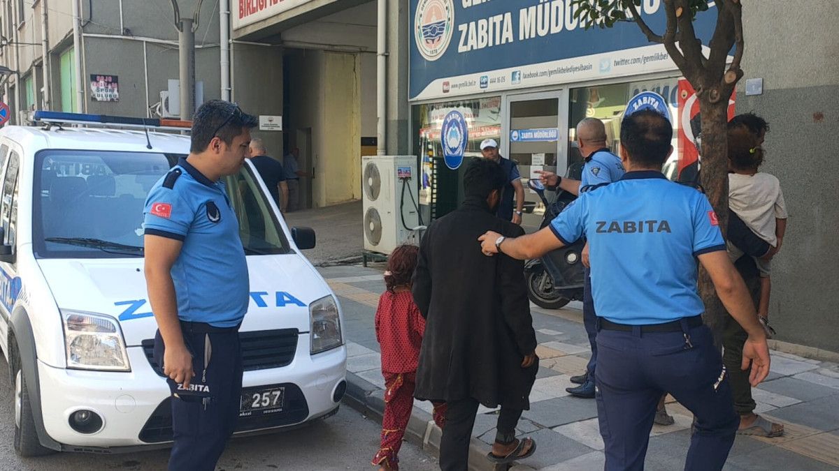 Bursa da çocuklarını zorla dilendiren kişilerin minibüsü ve evi olduğu ortaya çıktı #3
