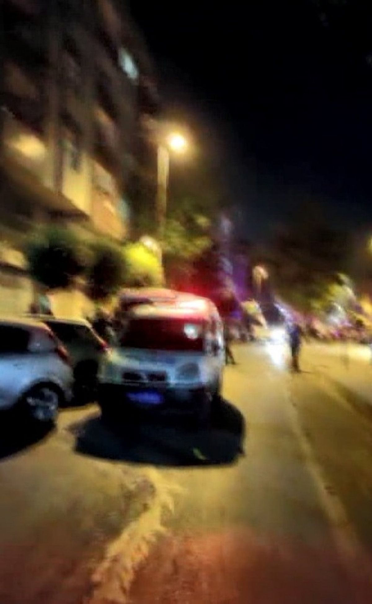 İstanbul da yanlış anlaşılma yüzünden çıkan kız kaçırma iddiası mahalleyi karıştı #1