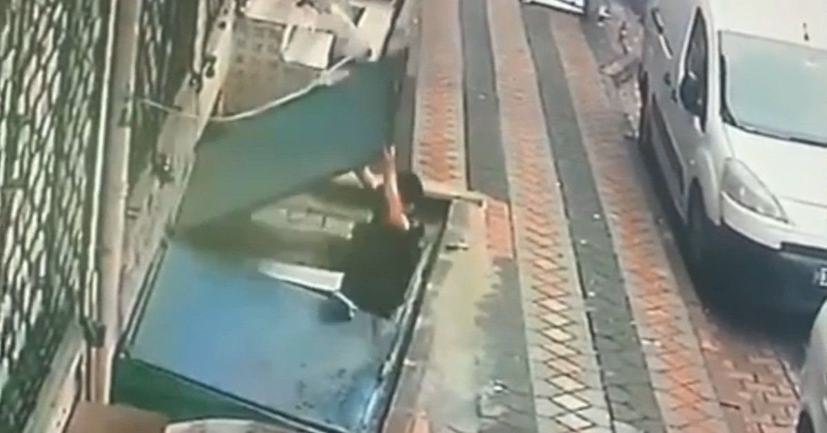 Sultangazi de art arda yaşanan görünmez kazalar kaydedildi #5