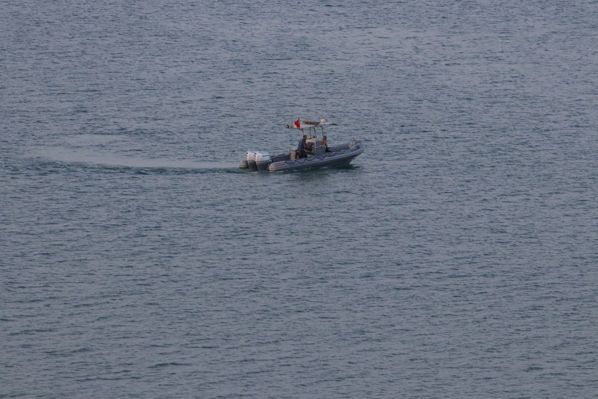 Adana da baraj gölünde alabora olan yelkenliden düşüp, kayboldu #1