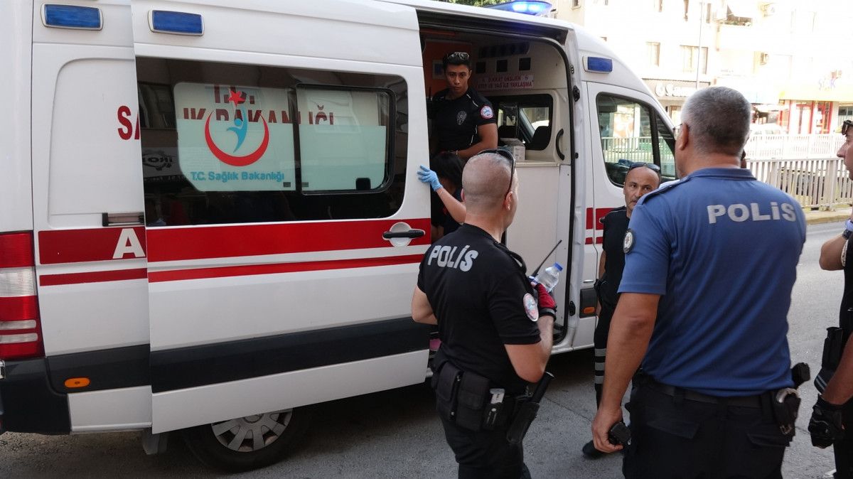 Antalya da ihbara giden polisin düşen tabancasını alıp, 2 polisi ayağından vurdu #4