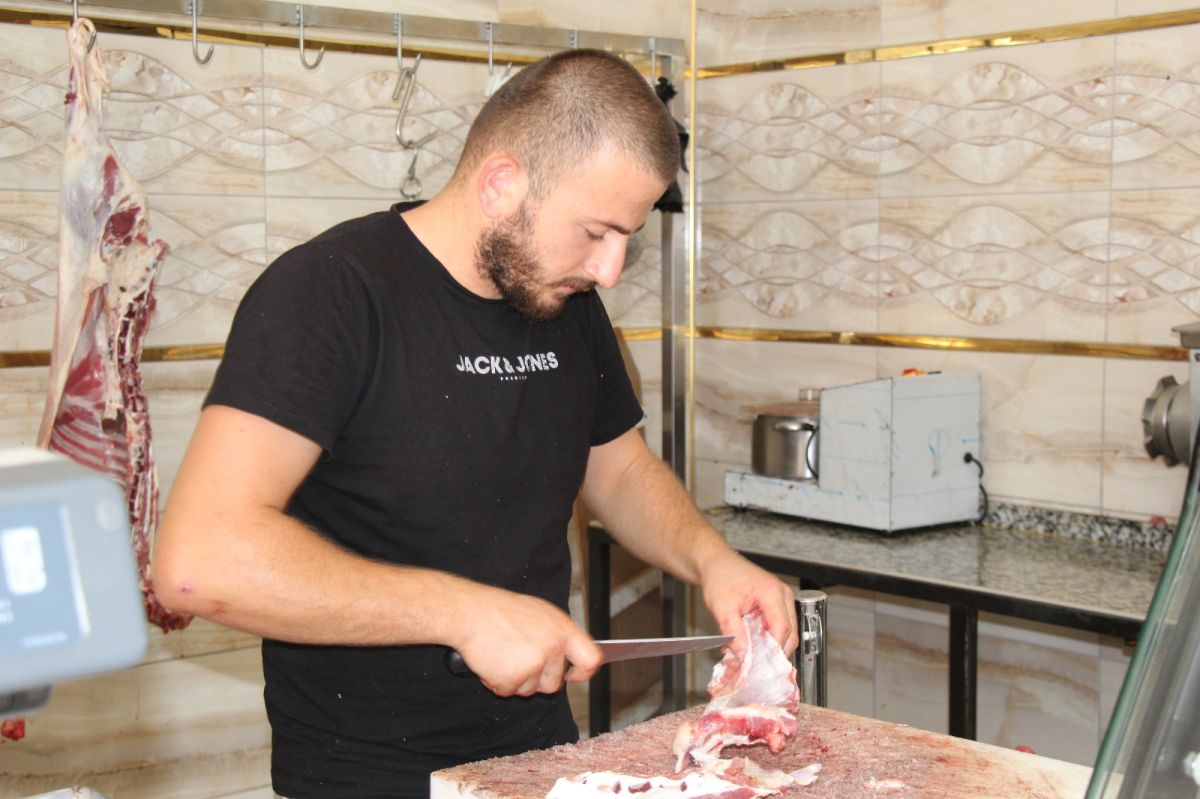 Mardinli kasap etin kilosunu yüzde 30 indirimli satıyor #1