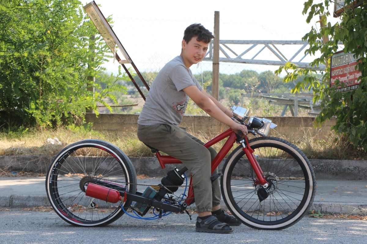 Karabük te lise öğrencisinin yaptığı bisikletler ilgi görüyor #1