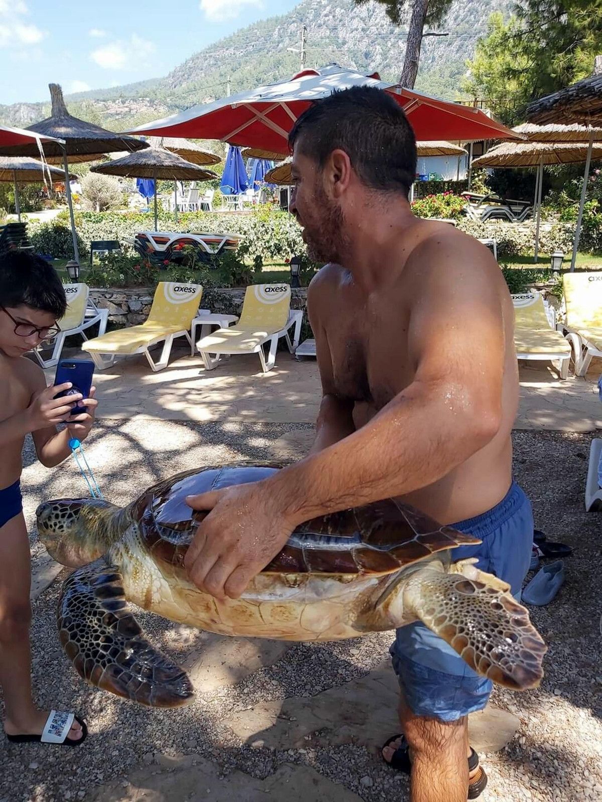Antalya da 1.5 yıl tedavi gören Lara 1 ayda 485 kilometre yol katetti #4
