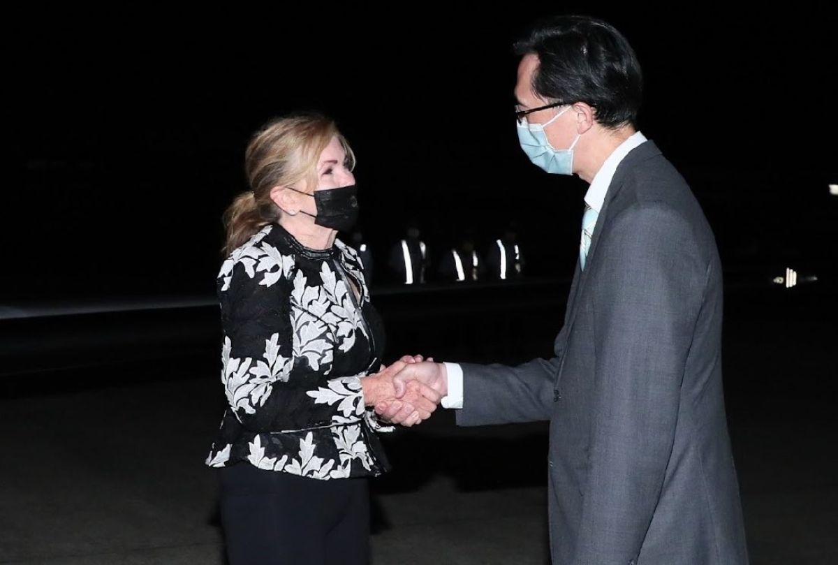 US Senator Blackburn arrives in Taiwan despite China #2