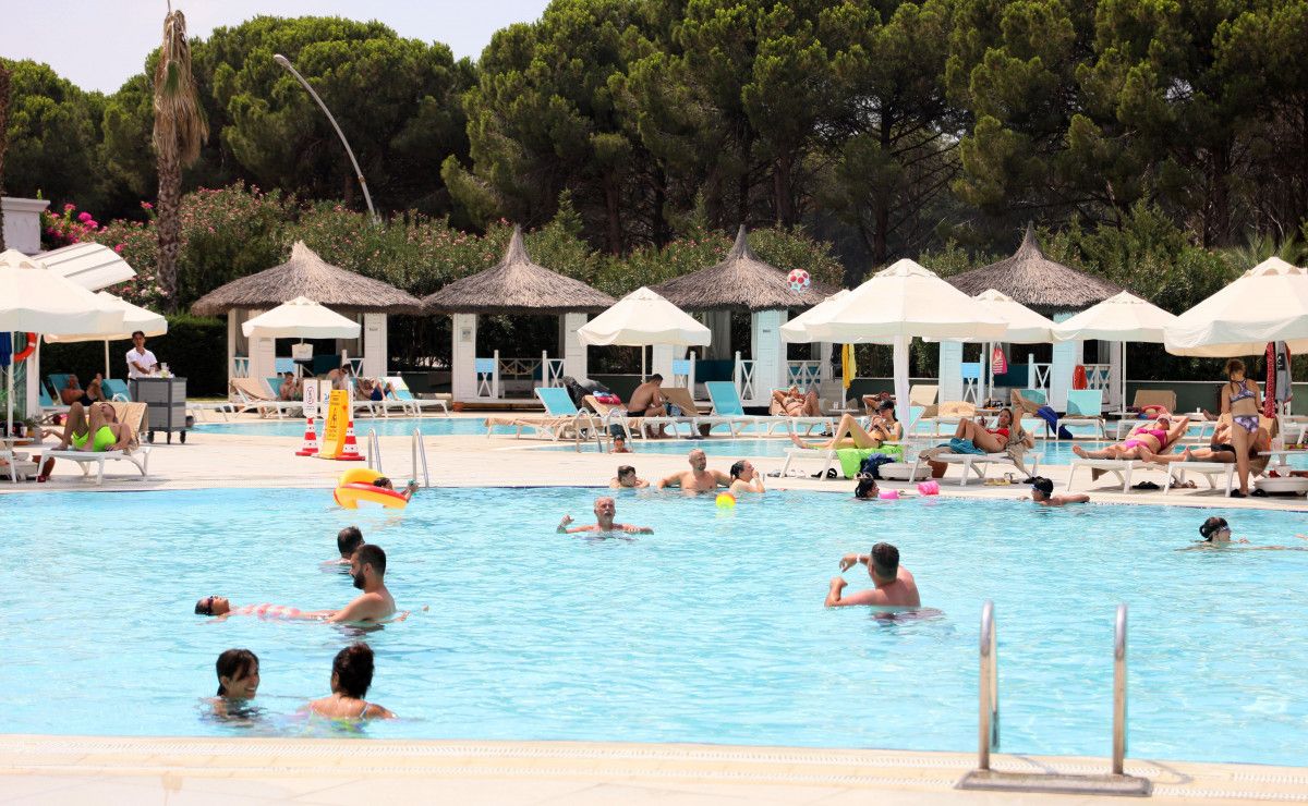 Antalya da turist yoğunluğu yaşanırken rezervasyonlar eylülde de boş değil #4
