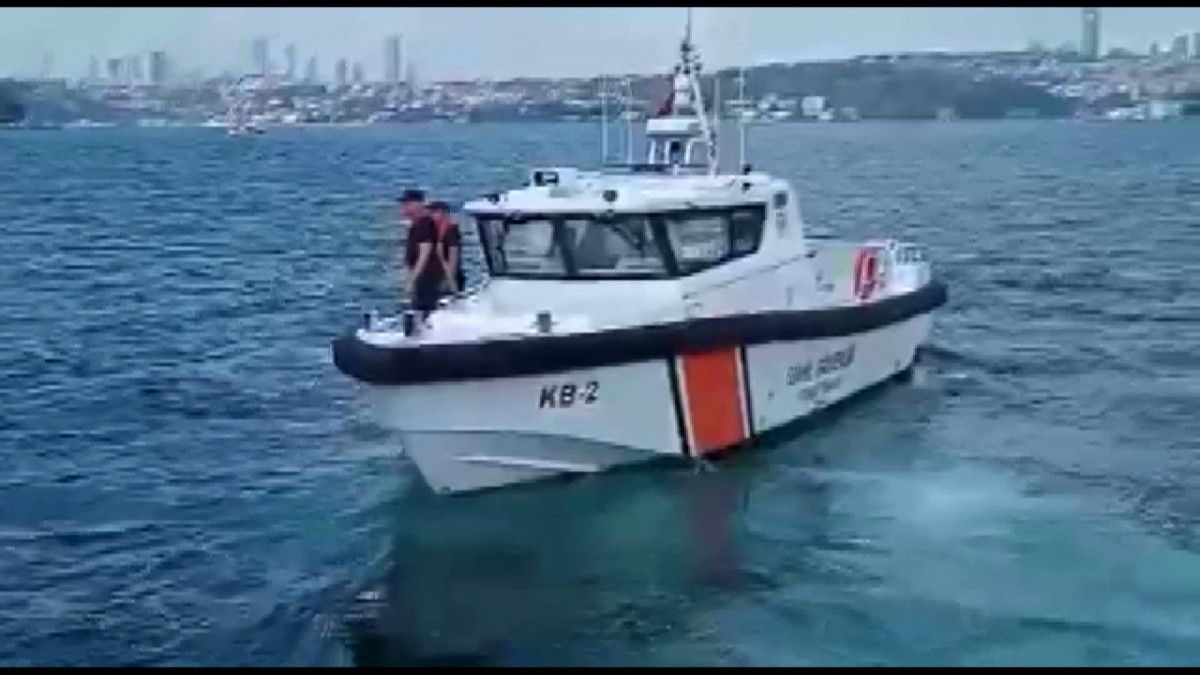 Reaction to the hunt with the boat that started before the ban ends in the Bosphorus #3