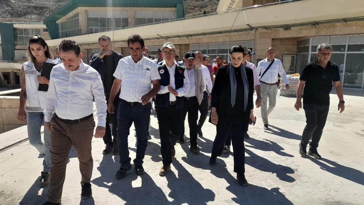 su_altinda_kalacak_yusufeli_nin_yeni_yerlesim_yerinde_2_etap_tasinmaya_hazir_69569.jpg