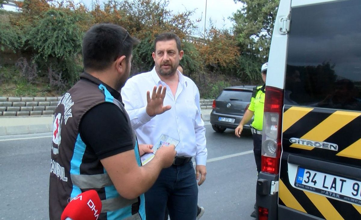 istanbul_da_okul_servislerine_denetim_suruculere_dur_lambasi_cezasi_24123.jpg