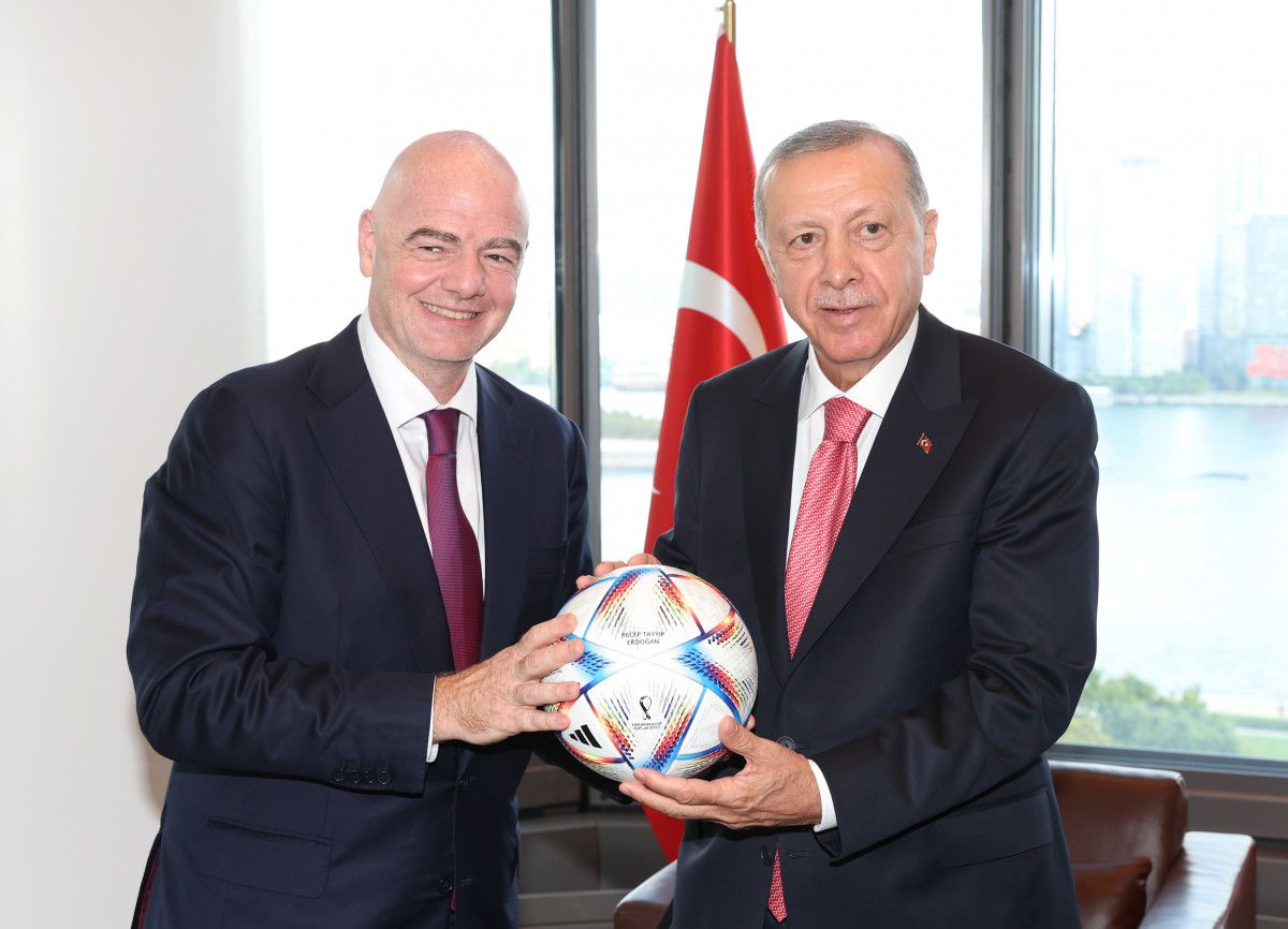 Erdoğan, FIFA Başkanı Infantino ile görüştü #1