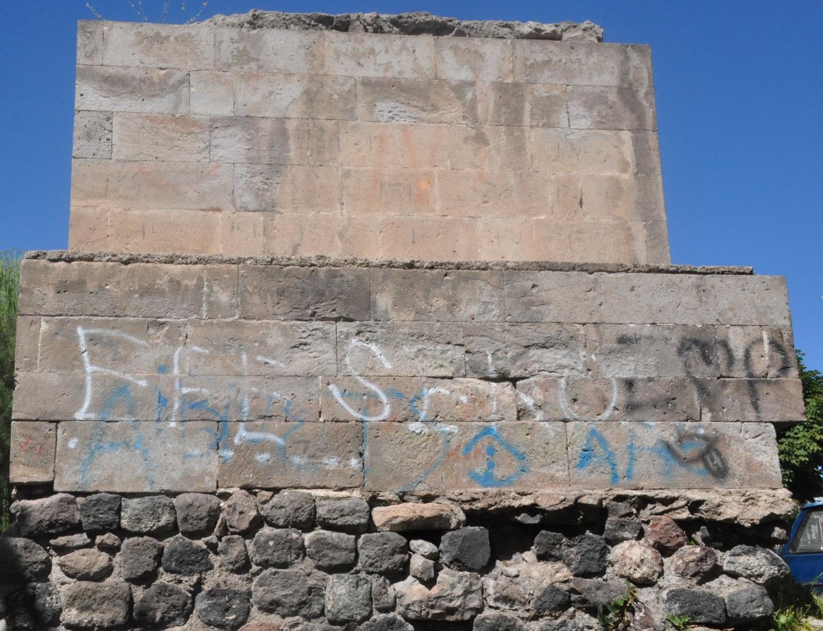 Kayseri de Osmanlı eseri tarihi çeşmeye büyük zarar #1