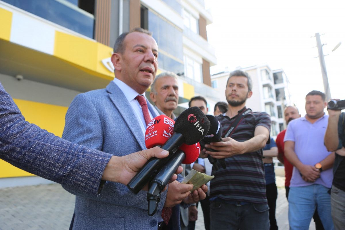 Tanju Özcan, HDP Genel Merkezi ne kına gönderdi #3
