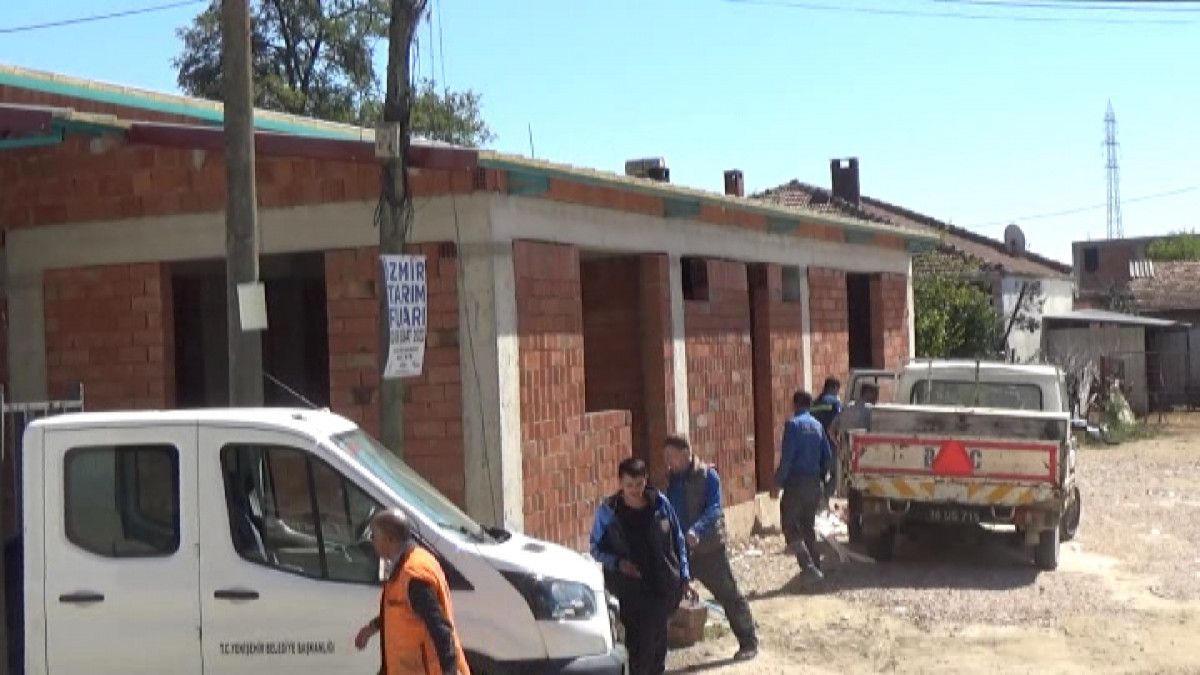 Bursa da mahalleli durumu olmayanlar için düğün salonu inşa ediyor #6