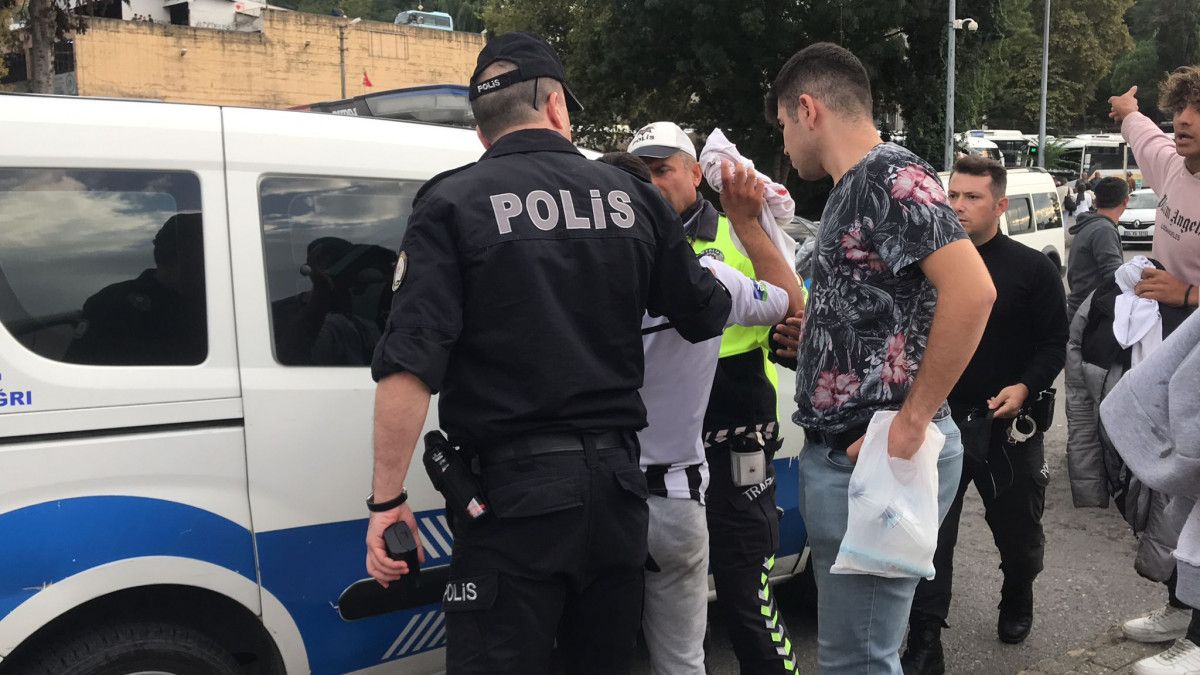 Zonguldak ta bıçaklı saldırgan kendisini de yaraladı #3