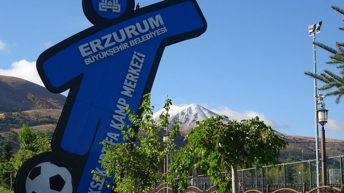 Erzurum Palandöken e mevsimin ikinci karı düştü #1