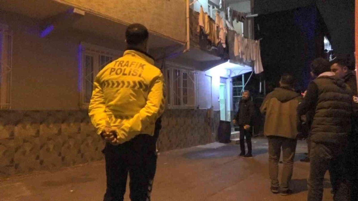 Bursa da darbedilen kadını kurtarmak isteyen polis memur şehit oldu #2