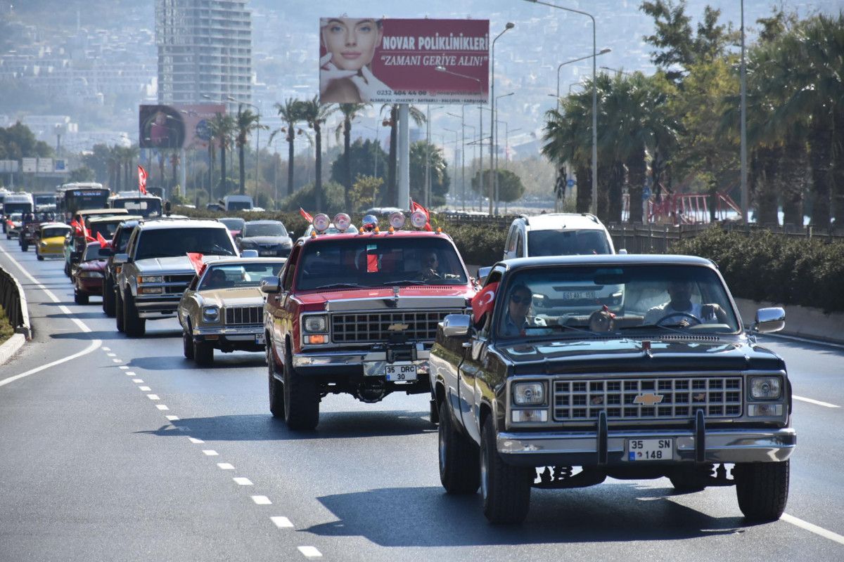 Klasik otomobillerle 29 Ekim korteji -6