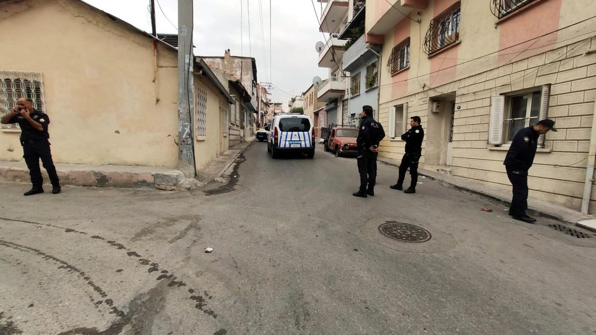 İzmir’de iki grup arasında silahlı kavga: 6 yaralı #4