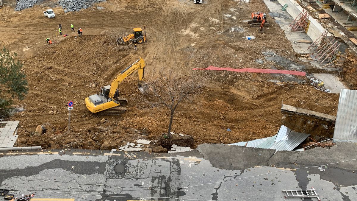 Kağıthane de inşaatın istinat duvarı çöktü  #2