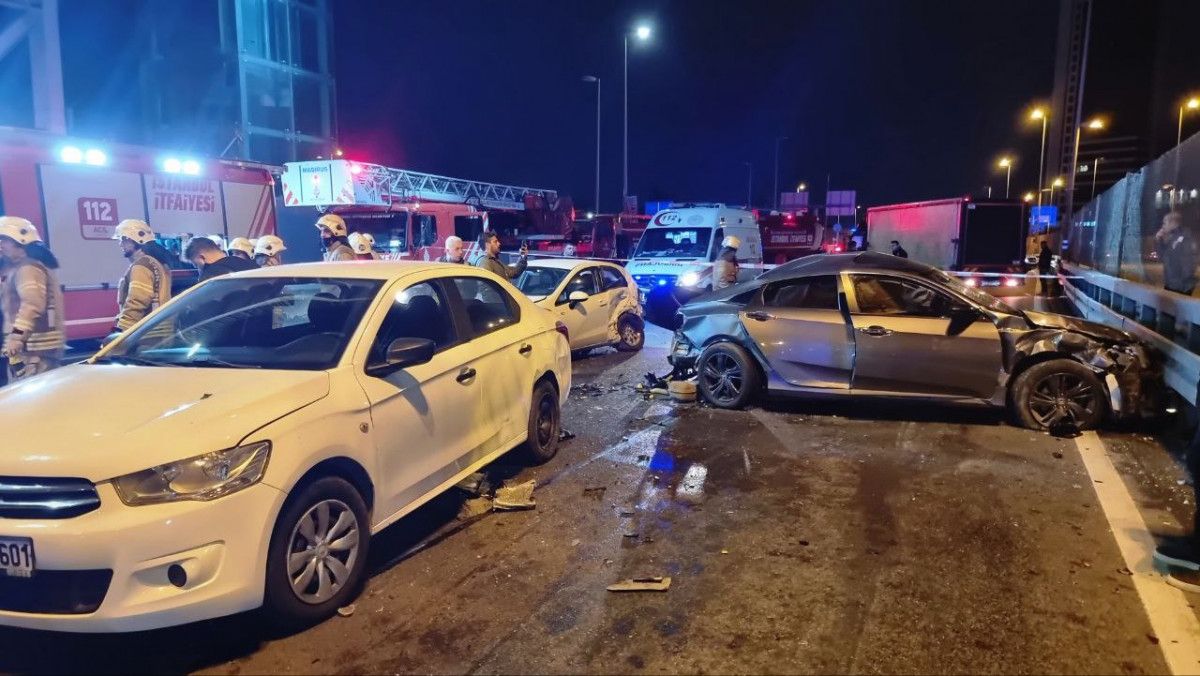 Mecidiyeköy D-100 Karayolu nda 15 araç birbirine girdi #2
