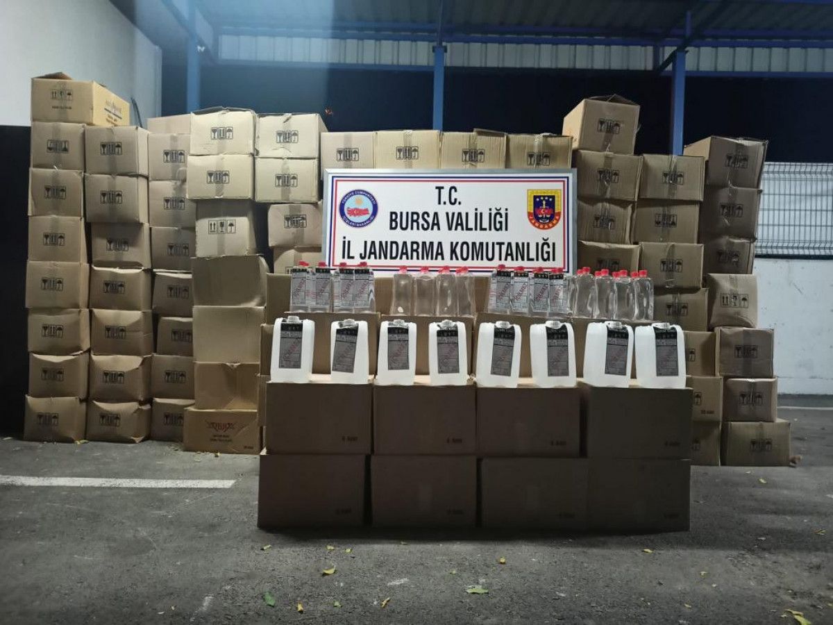 Bursa daki depoda 6 bin litre etil alkol ele geçirildi #1