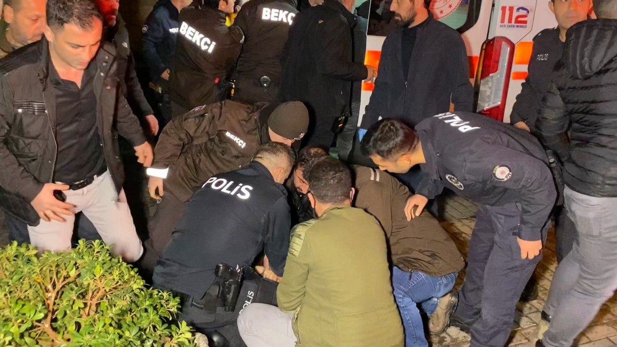 Bursa da polise ateş açarak kaçmaya çalışan şüpheli bacağından vuruldu #7