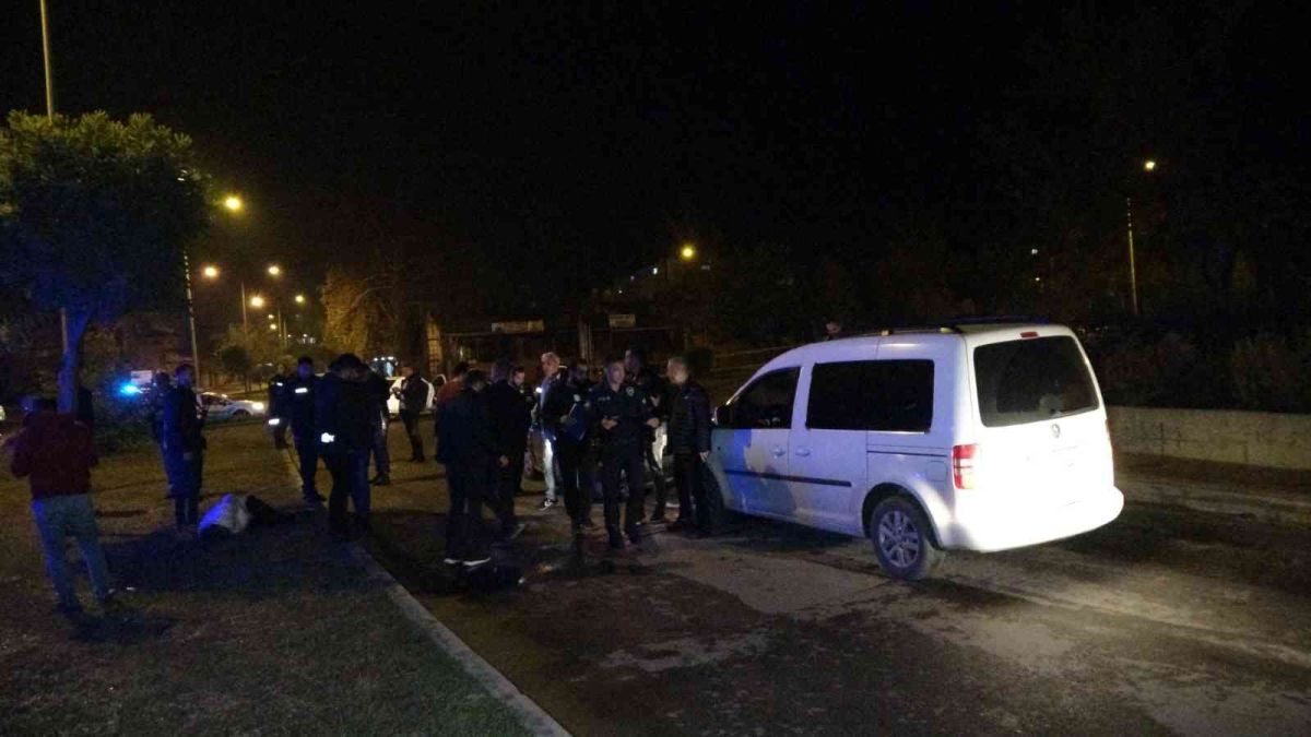Antalya da dur ihtarına uymayıp polisle çatıştılar: 1 ölü #4