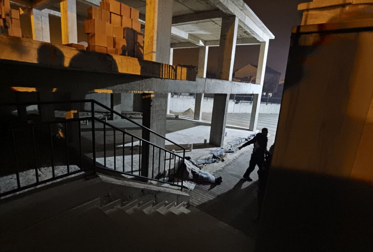 Bursa da abdest almaya giden kişi, caminin müştemilat inşaatından düşerek öldü #2