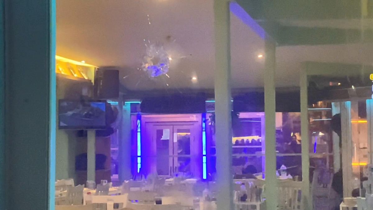 Eskişehir de barlar sokağında tartıştığı mekan çalışanını silahla vurdu #5