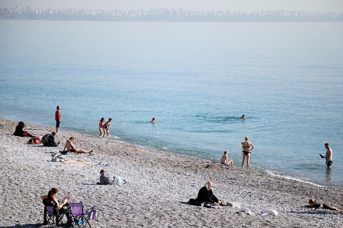 Antalya da ocak ayında denize girdiler #10