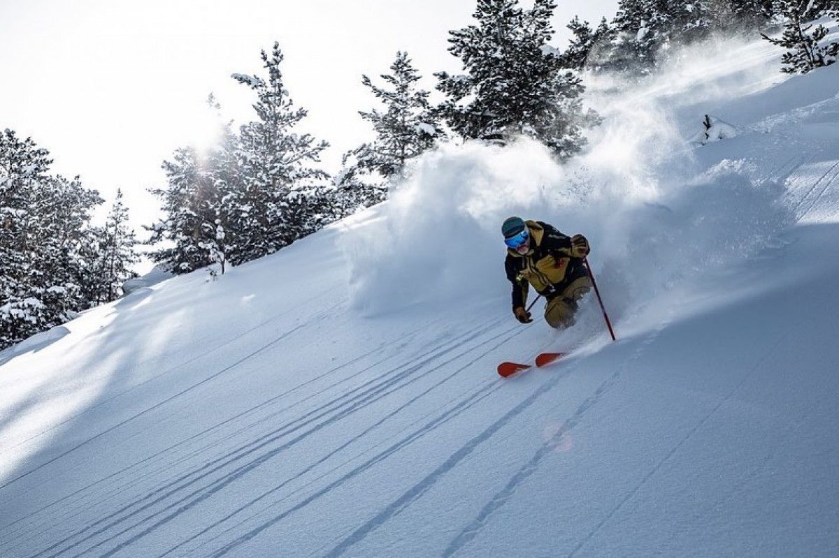 kackar daglari nda heliski heyecanina kar ve firtina engeli 99941