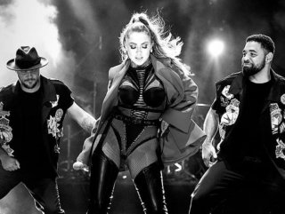 hadise mekanin sahibi ben ve acun