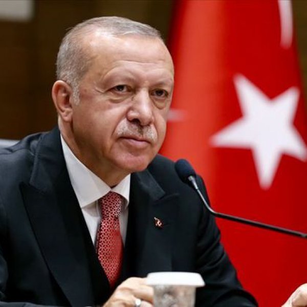Cumhurbaskani Erdogan Yuzugunu Bagislayan Vatandasla Gorustu