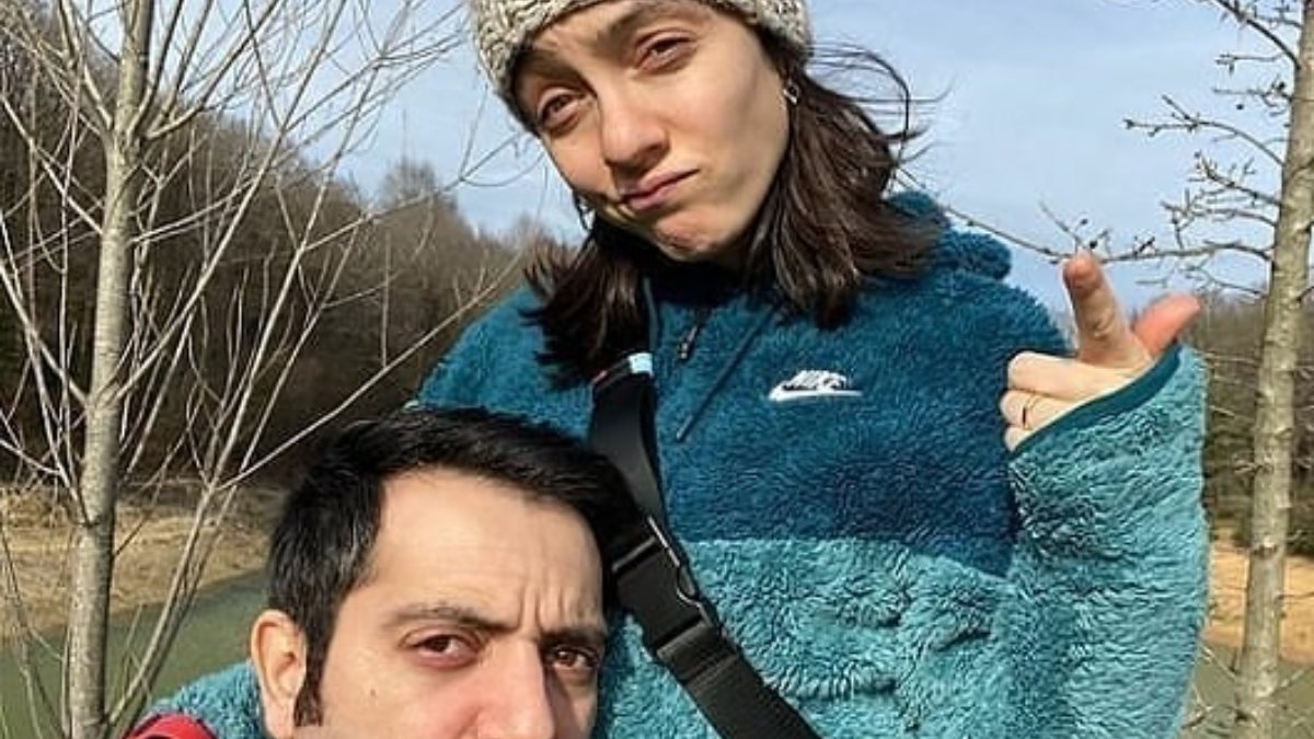 Merve Dizdar Herkesi Sildi