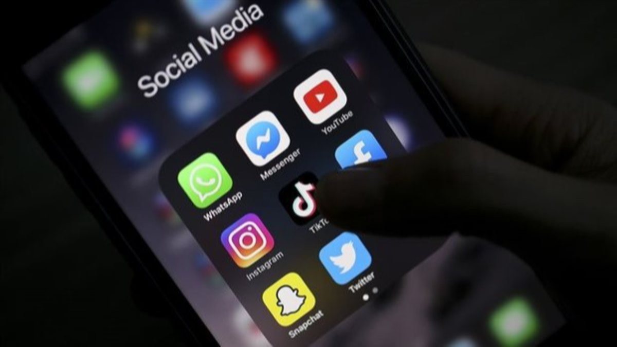 Advertising ban on social media networks that cannot appoint a representative is in effect