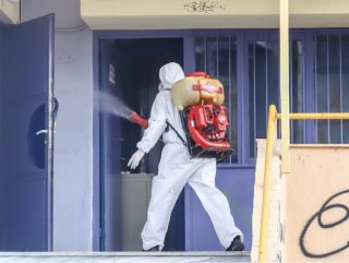 Korona Danışma Hattı Alo 184 hizmete açıldı