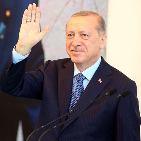 Erdoğan: 82 ülkeye tıbbi malzeme ve maske yolladık