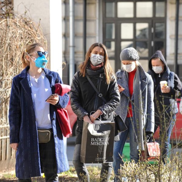 Rusya'da korona vaka sayısı 326 bini aştı