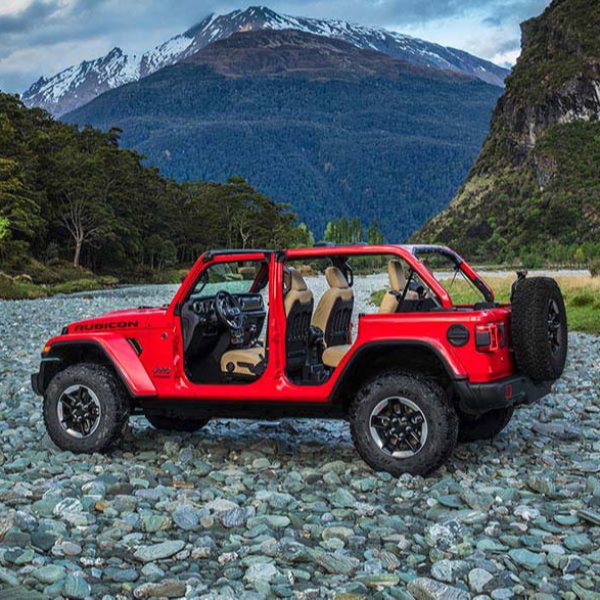 Jeep Wrangler En Iyi Arazi Araci Ve Suv Secildi