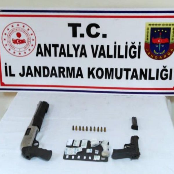 Antalya'da Turuncu Çember operasyonunda 14 tutuklama