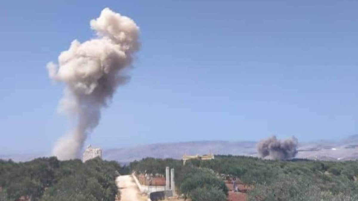 Rus savaş uçaklarından İdlib'in güneyine saldırı