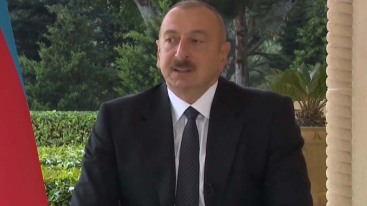 Aliyev'den Türkiye'nin SİHA'larına övgü