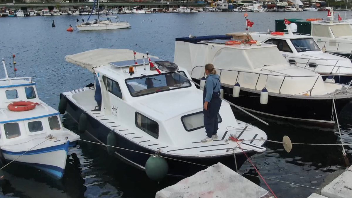 kadin balikci 4377