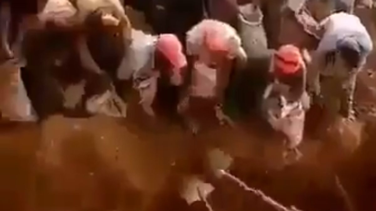 Gold stampede in Congo