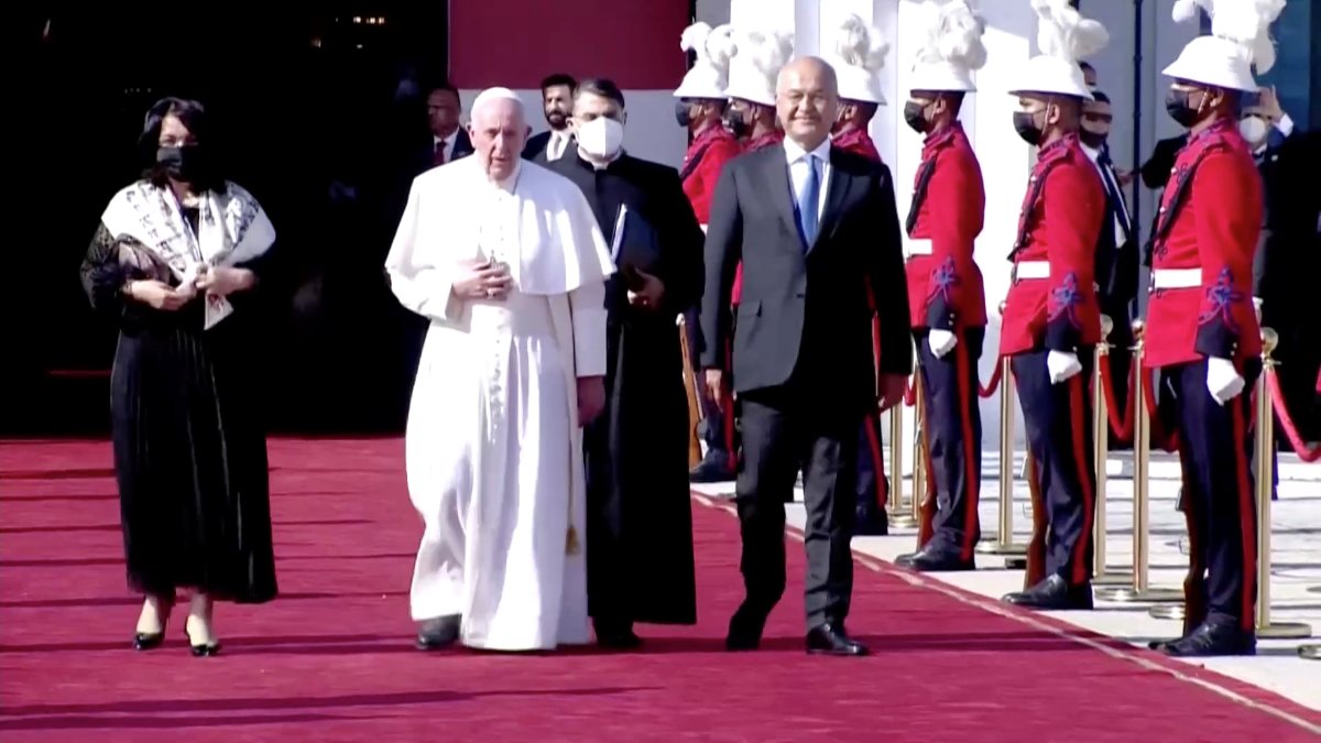 Pope Francis returns to Italy after his contacts in Iraq