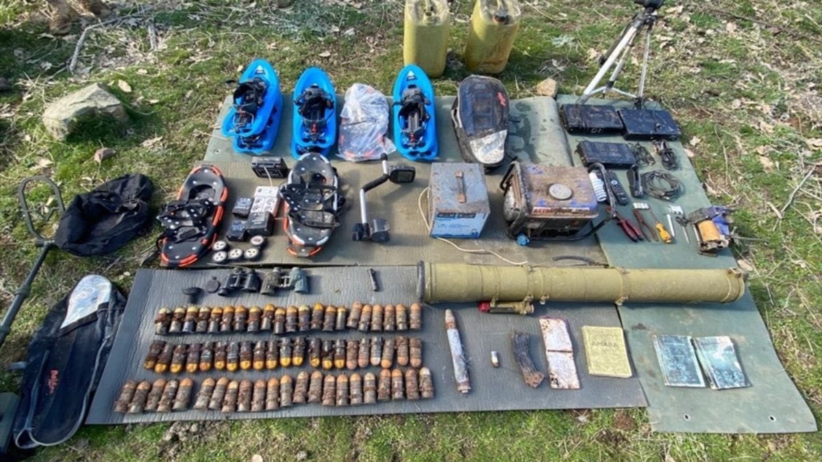 Weapons and ammunition seized from PKK in northern Iraq