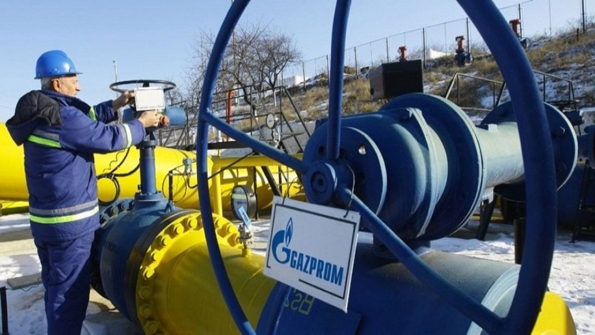 Azerbaijan authorizes Russian gas shipments to Armenia